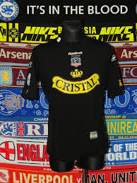 The team has played its home. Colo Colo Away Football Shirt 2004 2005