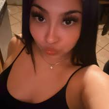 Each state is different. In California it's $16/hr which is the minimum  wage, but the minimum wage is not a “livable” wage. Most people with  minimum wage jobs (who aren't tipped) have