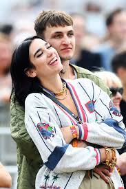 अनवर) is a 2007 indian romantic thriller film written and directed by manish jha, who is famous for his work in matrubhoomi.the film stars siddharth koirala, manisha koirala, rajpal yadav and nauheed cyrusi Anwar Hadid Has No Tattoo Regrets But His High School Scent Is Another Story Vanity Fair