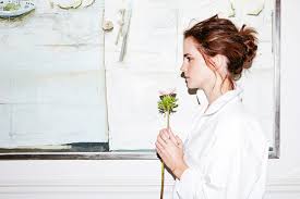 Check out amazing emmawatson artwork on deviantart. Emma Watson S Beauty Routine In Her Words Into The Gloss
