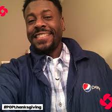 It's almost turkey time! Swipe to meet Jayson Price Carter, the presell  sales rep from Aurora, IL, that's behind this eye-catching  Thanksgiving-themed display at Caputo's Carol Stream! Thanks to Jayson's  strong account