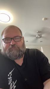 #livinlarge #thefatmechanic #themanshake #fyp #amputee #amputeetiktok  #viral #foryoupage #determination #lifechanging #learningtowalkagain  #prosthetic #wheelchair #diabetes #gettingfit