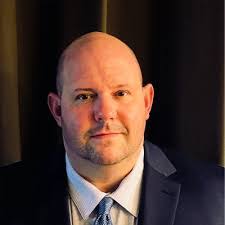 Craig Keefe's Instagram, Twitter & Facebook