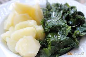 Los grelos son un alimento típico de galicia, de hecho esta comunidad es los grelos son los brotes de los nabos, tallos cuyo grosor puede ser similar al del dedo gordo de la mano y son comestibles. Grelos Con Patatas Cocina Gallega Saborgourmet Com