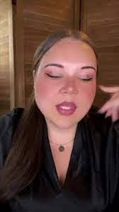 Sharon Borunda's Instagram, Twitter & Facebook