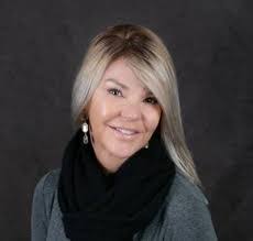 Vicky Powers's Instagram, Twitter & Facebook