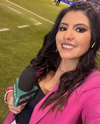 La cancha….📋🖊️🎙️