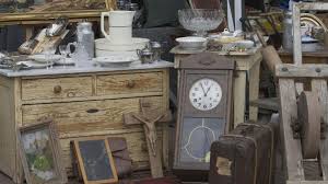 Nachrichten Aus Deutschland Mann Findet 50 000 Mark In Wanduhr Stern De