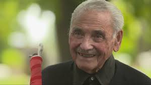 Sir Bom Gillies urges Māori not to go to war: 'Moumou tāngata'