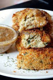 Crispy Baked Chicken Croquettes Recipe Leftovers Recipes Chicken Croquettes Croquettes Recipe