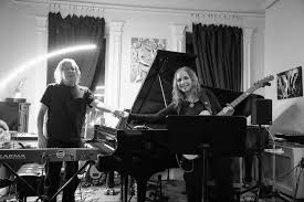 Had a great time at Adam Holzman's solo piano/synth concert this past  weekend! I played a couple of songs including the piece I wrote for him  "Spaced" and had my first keyboard