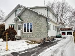 Duplex A Vendre A Cowansville Monteregie 225 000 House Styles Outdoor Cabin