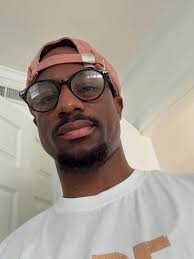 Frederick Johnson IV (@fredjohnsonthefourth) • Instagram photos and videos