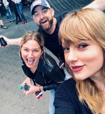 SOUND CHECK WITH THESE 2 BABES. Thank you Sugarland for surprising the  Dallas crowd with our first live performance of 'Babe'!! 📷 Matt  Winkelmeyer // Getty Images Entertainment