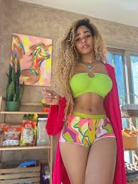 TW Pornstars - Helayna. Twitter. Whats on your mind? 🌸. 6:38 PM - 24 Mar  2023