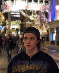 Benji Love Victor In 2020 Victor George Love Simon