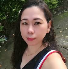 Jennifer Alfaro Lamsis added a...