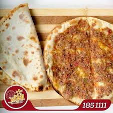 مطعم فطاير على الطاير