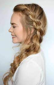 Girls with long blue hair, hairstyles for long blue hair, long blue hair ideas. 10 Best Hairstyles That Girls With Long Hair Should Try Out If You Want To Make Heads Turn