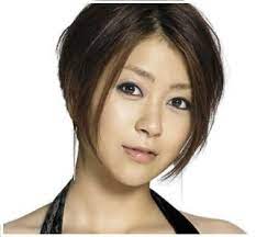 pin de rock pistol em 宇多田ヒカル cabelos curtos estiloso cabelo cabelo chanel curto