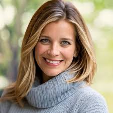 Cassandra Lyons's Instagram, Twitter & Facebook