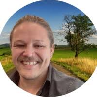 Daniel Whitlock's Instagram, Twitter & Facebook