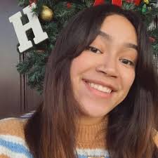 Leila Hackett ✨ (@leilaerlynne)