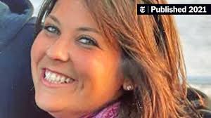 Valerie Cirillo-Bunch, a Child-Care Sage, Dies at 41