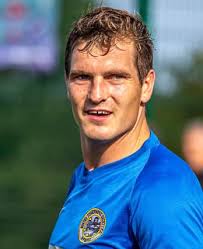 Goldsborough move into third in Beckett Division Two despite being held to  draw at 10-man Heslerton