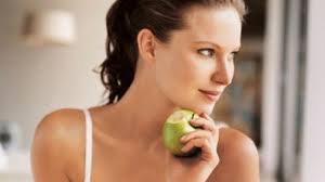 Detox 10 Boissons Faciles A Preparer Pour Eliminer Les Toxines Femme Actuelle Le Mag