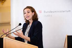 Alma zadic, geboren 1984 in tuzla, ist studierte rechtsanwältin und seit 2017 abgeordnete zum österreichischen nationalrat. Asylum Seekers Path Of Entry Eased Perhaps Metropole