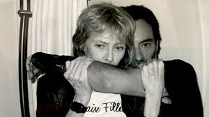 Before nathalie married to alain anthony delon, she is also known as nathalie sand. Der Eiskalte Engel Star Nathalie Delon Mit 79 Gestorben Promiflash De