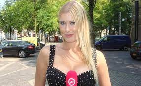 Wibi soerjadi die iets deed. Geenstijl Geenstijl Zomerreport Voxpoppen Met Chantal