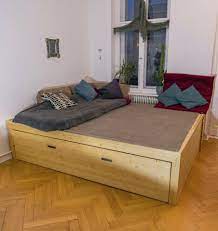 160x200 cm gibt es einen bauplan zum. Podest Bett Hochbett Bau Aus Massivholz In Berlin Neukolln Ebay Kleinanzeigen