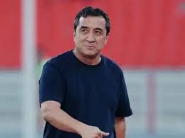 باشگاه گل‌گهر: فایل صوتی «الفاظ بسیار رکیک» خداداد عزیزی را داریم، به فدراسیون می‌دهیم