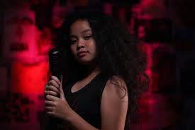 Kumpulan lagu sedih untuk ayah dan ibu terbaru. Ungkapkan Hari Ibu Melalui Lagu Ini Lirik Dan Chord Lagu Mama Kaulah Bintang Romaria