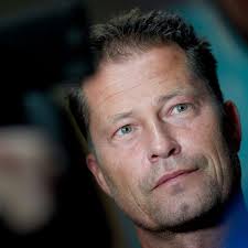 What he lacks in his worn out, old legs, he makes up for in his determination. Til Schweiger Uber Schweinsteiger Doku Auf Amazon Prime Uberraschendes Gestandnis Vip