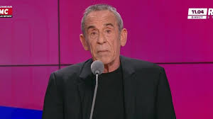 Elle le présente comme mère Thérésa" : Thierry Ardisson enrage contre Léa  Salamé après son passage dans Quelle époque ! - TV ACTU by AlloCiné