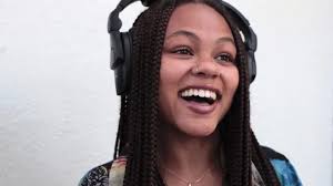 Kim Gordon raps her shopping list — it's hot and terrifying