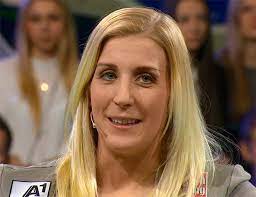 She was born on september 13, 1988 in tyrol, austria. Eva Maria Brem Mochte Wieder Hungrig Nach Erfolgen Werden Ski Weltcup 2020 21 Aktuelle Nachrichten Und Informationen Zur Skiweltcup Wm Saison 2020 21