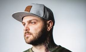 Eric Kahle's Instagram, Twitter & Facebook