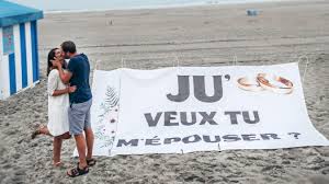 Panorama du littoral dunkerquois musique: Dunkerque Elle Demande Son Compagnon En Mariage Sur La Plage