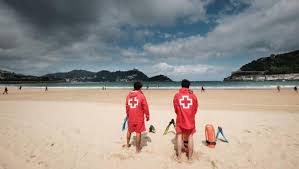 Zarautz Y Orio Centran Los Rescates De La Cruz Roja En Las Playas Guipuzcoanas El Diario Vasco