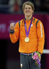 Epke zonderland, born on 16 april 1986 in lemmer, netherlands, is a member of the dutch artistic gymnastics national team, nicknamed the flying dutchman, the lion of lemmer and epic zonderland. Epke Zonderland Photos Facebook