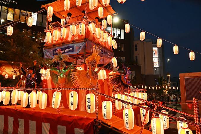 夜の下北沢盆踊り会場