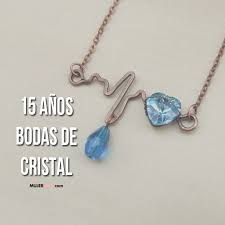 Bodas de cristal (15 anos). Significado De Los Aniversarios De Boda Aniversario De Bodas Por Ano Y Su Significado Joyeria De Cristal Boda De Cristal Regalos Para Mi Novio