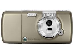 Sony Ericsson W700i - CNET