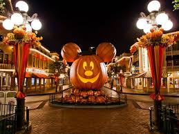 Halloween Time At Disneyland 30 Exciting Halloween Decoration Ideas Disney World Halloween Mickey Halloween Party Mickey Halloween