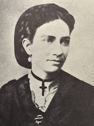 Eve Hopper's Instagram, Twitter & Facebook