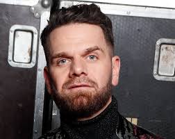 Keen'v : Biographie et actualités